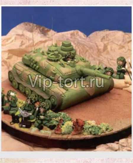 Торт "Танк с солдатами"