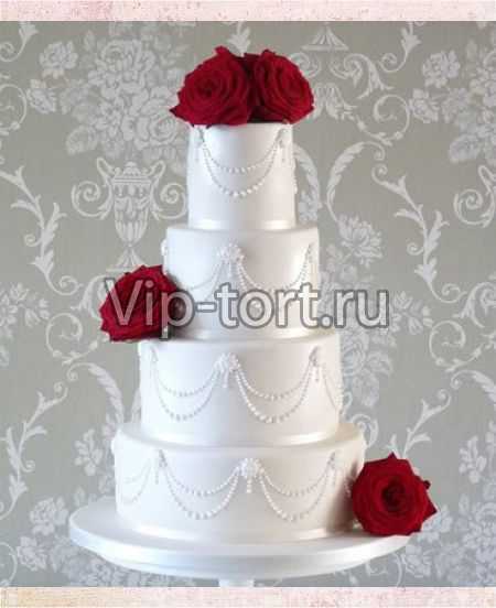 Свадебный торт "Бусы и бордовые розы"
