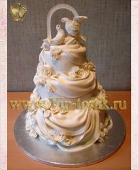 Свадебный торт "Воркующие голубки"