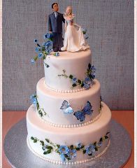 Свадебный торт "Голубые бабочки"