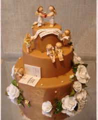 Свадебный торт "Ангелы и розы"