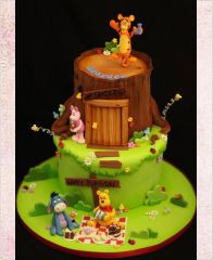 Детский торт "Винни Пух на полянке"