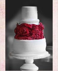 Свадебный торт "Пунцовые розы"