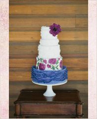 Свадебный торт "Фиолетовый цветок"