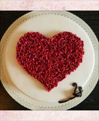 Торт на 14 февраля "Бордо сердце"