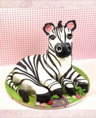 Праздничный торт "Милая зебра"