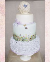 Свадебный торт "Поле с бабочками"