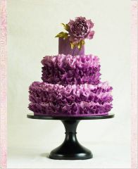 Свадебный торт "Пышная юбка из пиона"