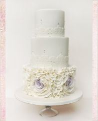 Свадебный торт "Узоры с бисером"
