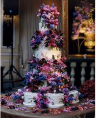 Свадебный торт "Фиолетовый фонтан"