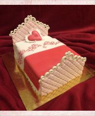 Торт на день Святого Валентина "Любимая кровать"