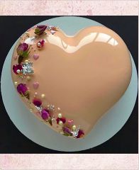 Торт с глянцевым покрытием "Нежное сердечко"