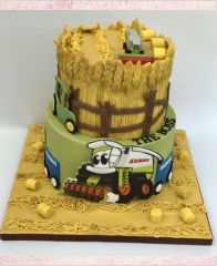Детский торт "Трактор на сборе сена"