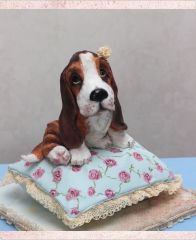 Торт "Собака на цветочной подушке"